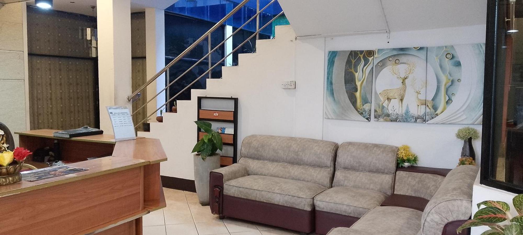 Hotel Nelly Vavuniya Bagian luar foto