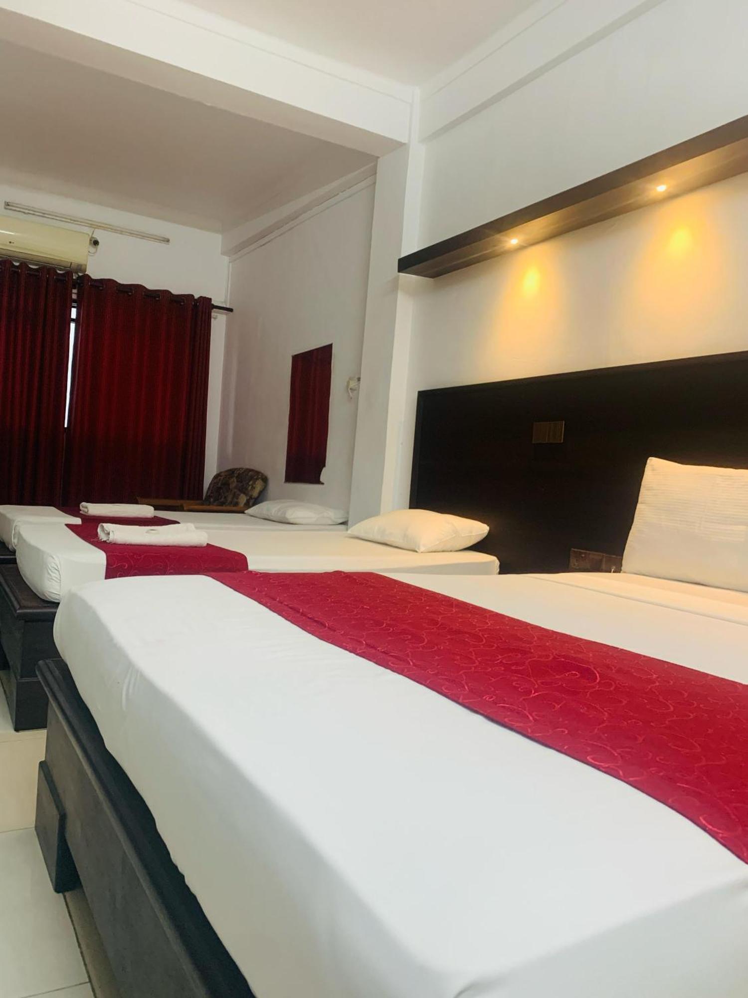 Hotel Nelly Vavuniya Ruang foto