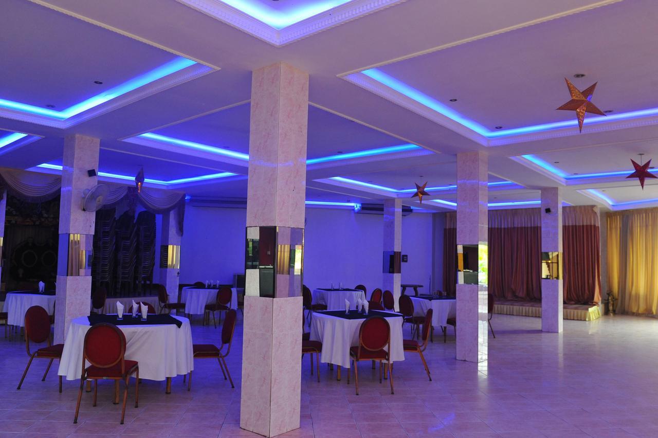 Hotel Nelly Vavuniya Bagian luar foto
